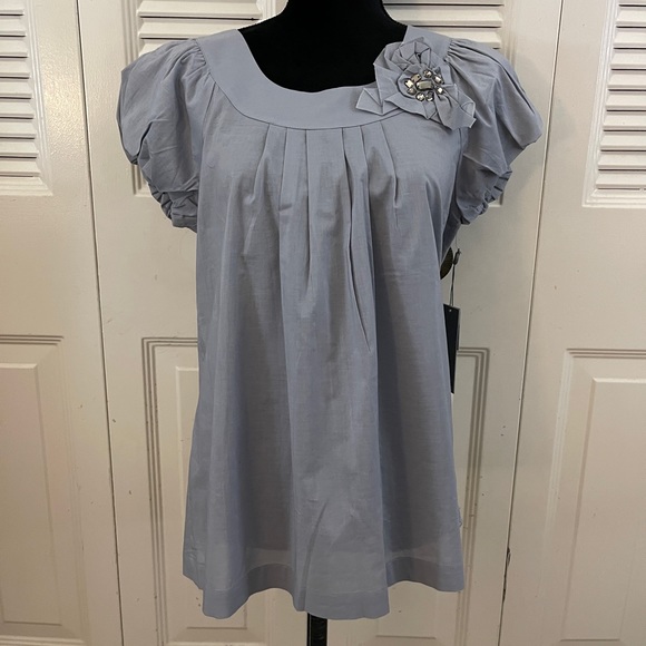 Kristin Davis slate gray top. - Picture 1 of 5